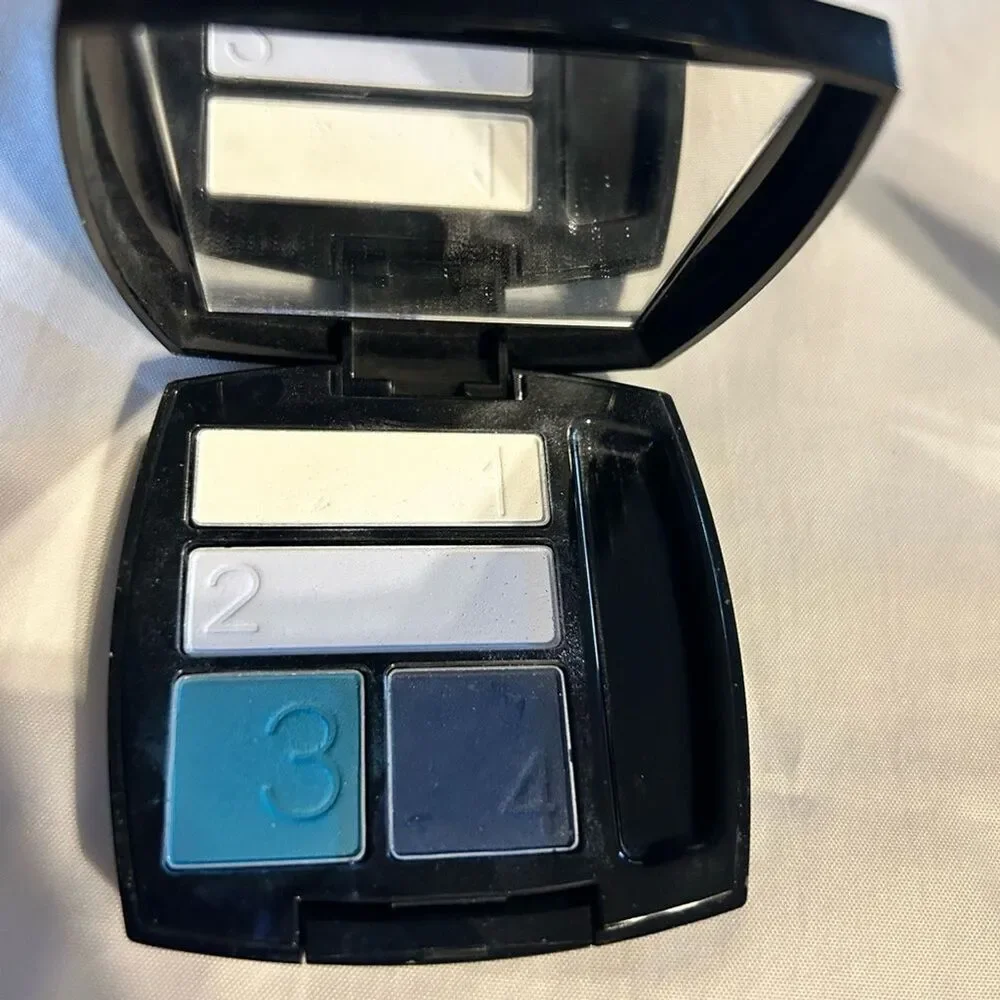Eyeshadow Highlighter Concealer Palette Shadows Make Up Beauty Face Eyes